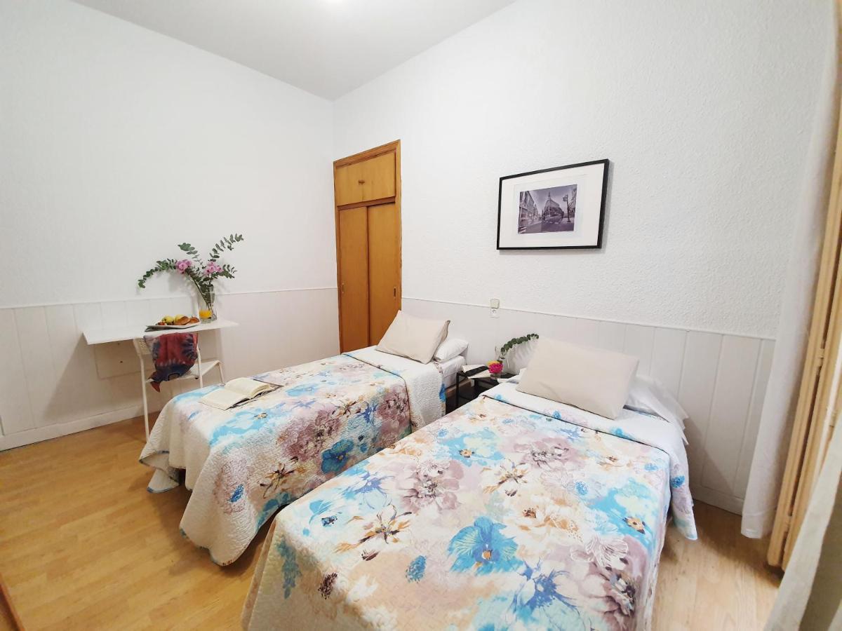 Hostal Alicante Madrid Eksteriør bilde