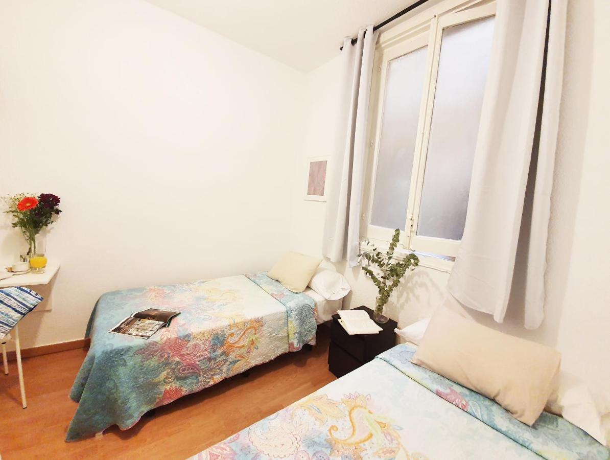 Hostal Alicante Madrid Eksteriør bilde
