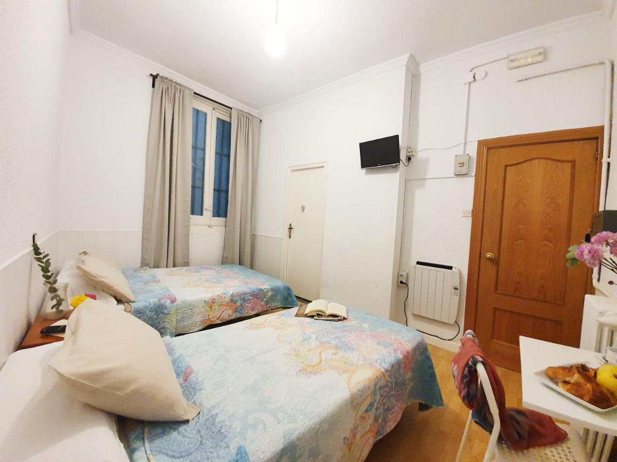 Hostal Alicante Madrid Rom bilde
