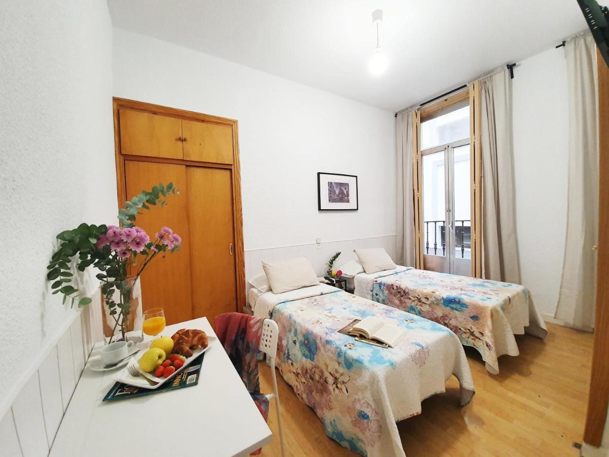 Hostal Alicante Madrid Eksteriør bilde