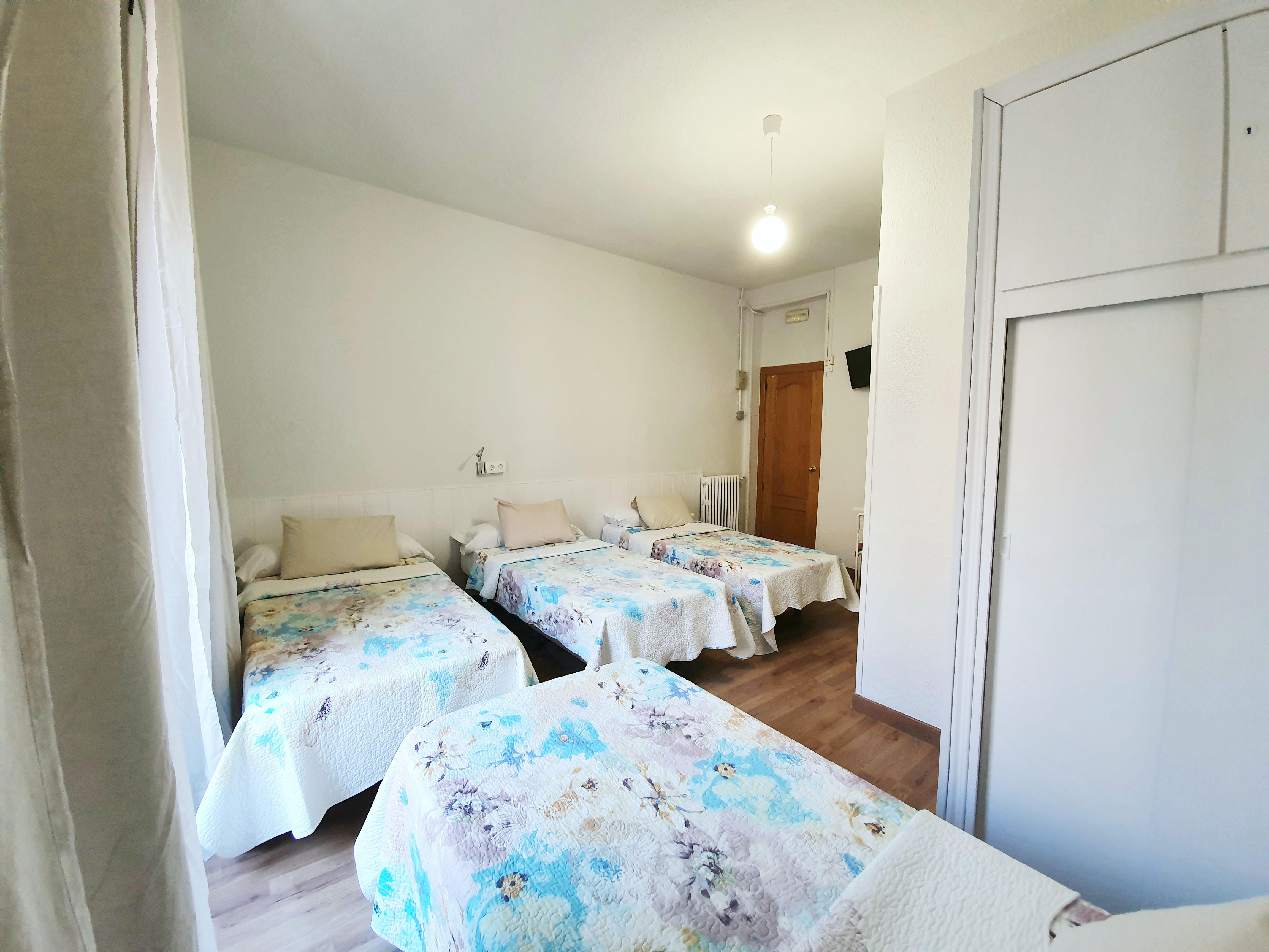 Hostal Alicante Madrid Eksteriør bilde