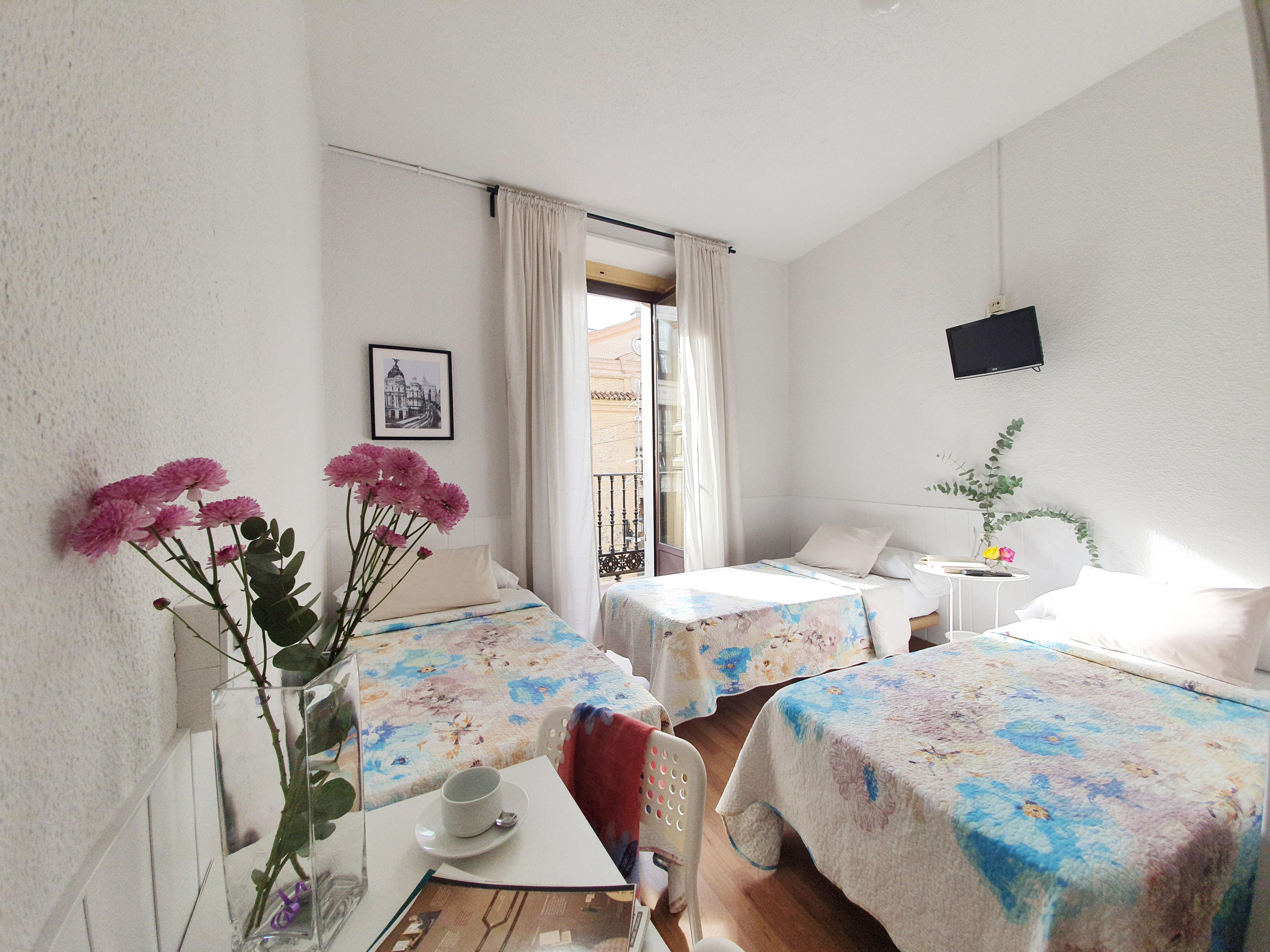 Hostal Alicante Madrid Eksteriør bilde